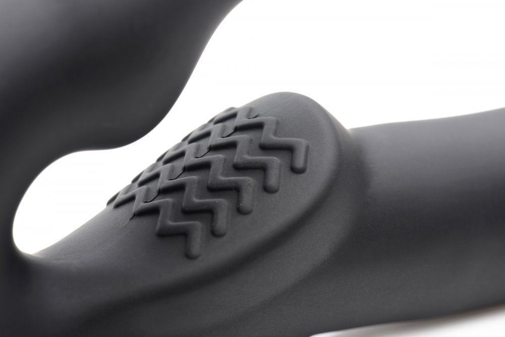 Evoke Vibrating Strapless Strap On